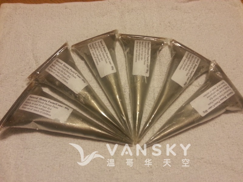 240625142427_henna cone-6.jpg